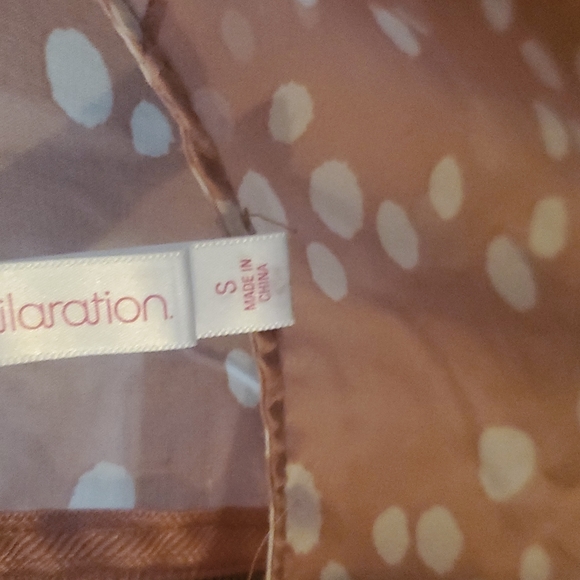 Xhilaration polka dot Blush and Ivory blouse - Picture 2 of 3